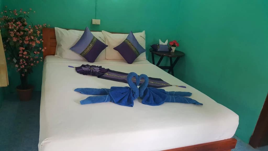 Lanta L.D. Beach Bungalows - photo 4