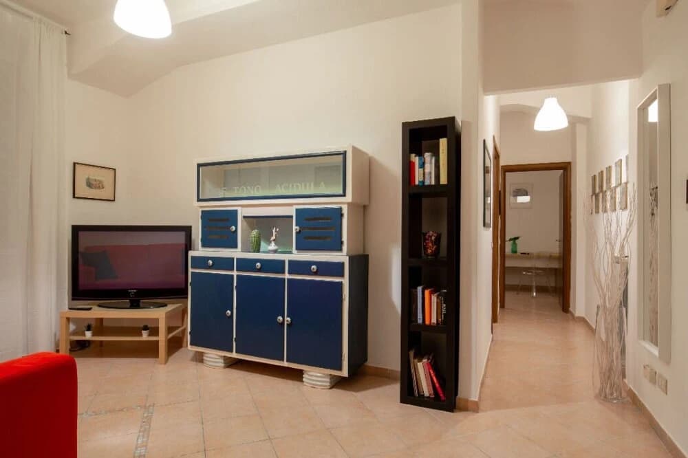 Allegra's Apartments - photo 4