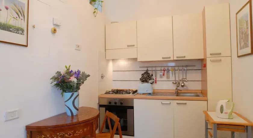 Rome Accommodation Porta Portese Apartment - photo 6