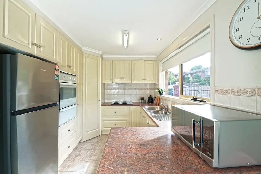 Exquisite 2BR Staycation Ringwood - photo 19