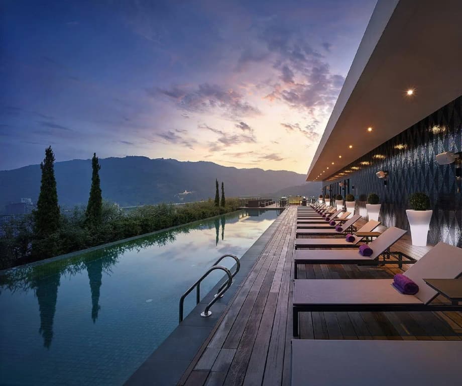 G Hotel Kelawai - photo 15