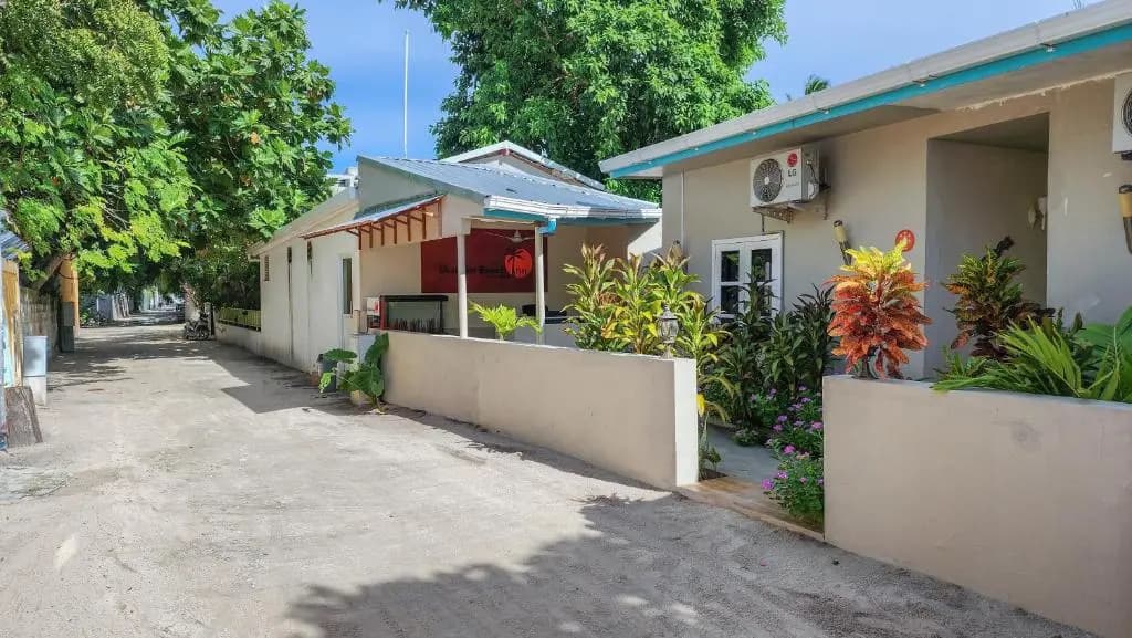 Ukulhas Beach Inn Hotel - photo 25