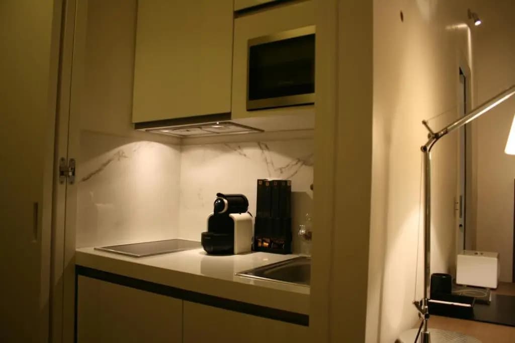 Cirque Deluxe Studio Apartment - photo 8