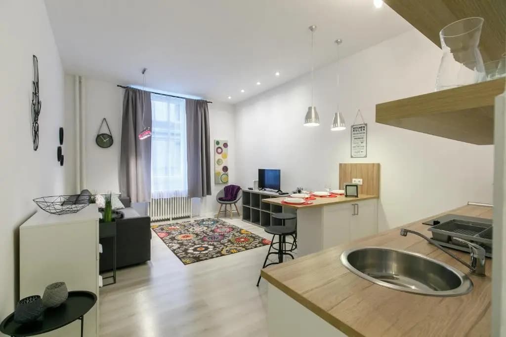 ELLA Apartment - main photo