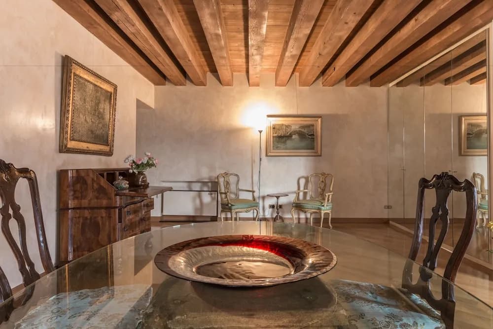 La Fenice Theatre Exclusive Flat - photo 20