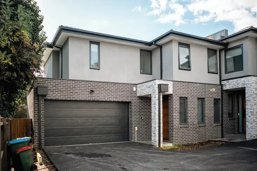 StayAU Stylish 4BR Home Ringwood - photo 11