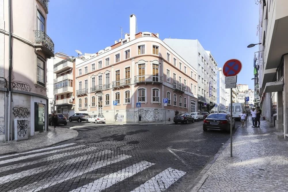 Downtown Typical by Homing - main photo