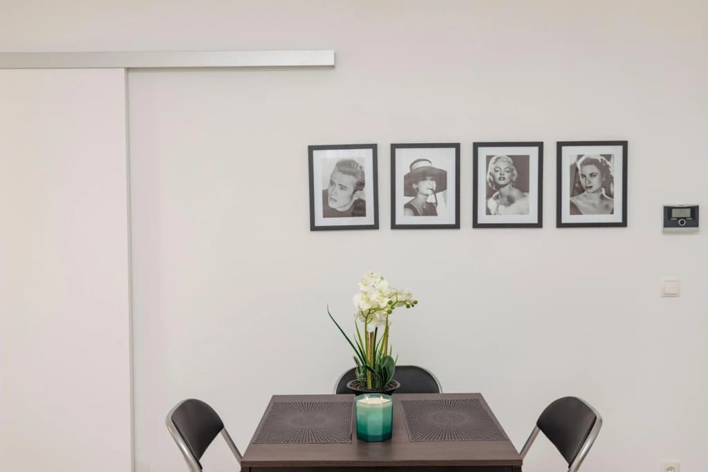 Beautiful 2-bedroom apartment near Schönbrunn - photo 13
