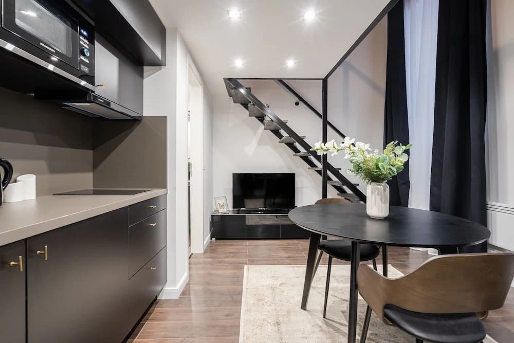 E41 Boutique Apartments by BQA - photo 14