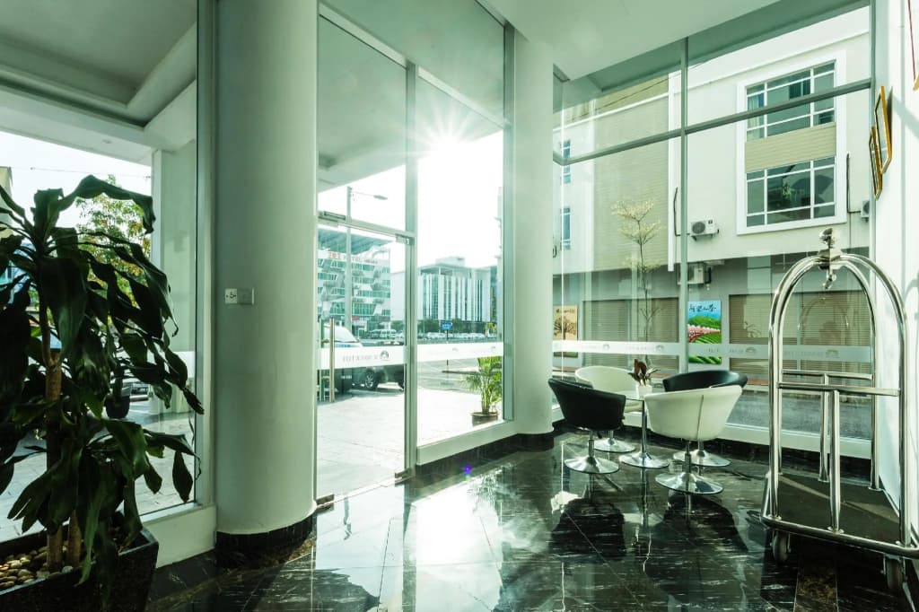 E-Red Hotel Melaka - photo 15