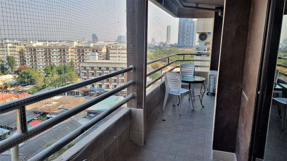 Spacious 2-bedroom Family Condo With Pool View 10th Floor, Angket Hip Residenc - photo 14