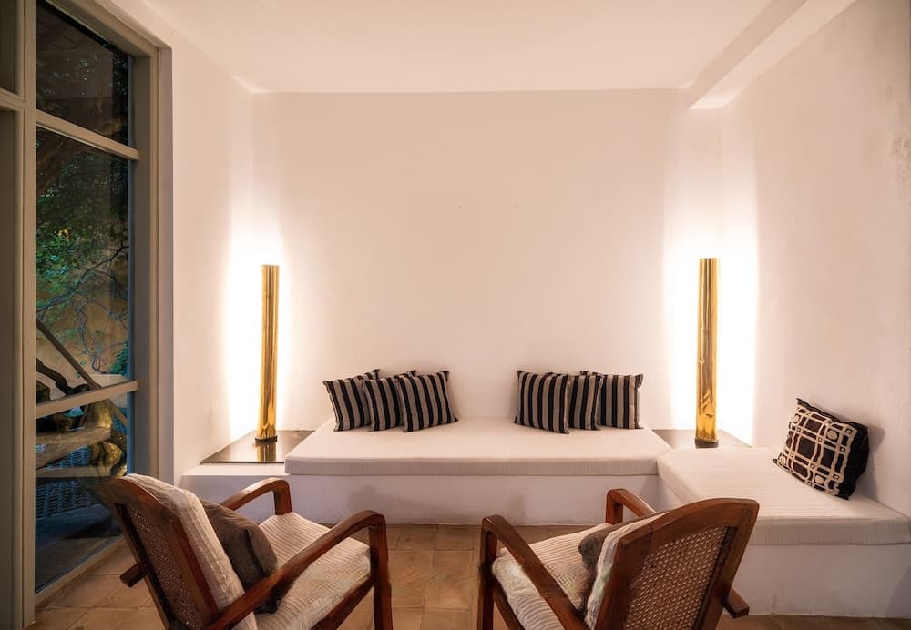 De Saram House by Geoffrey Bawa - photo 3