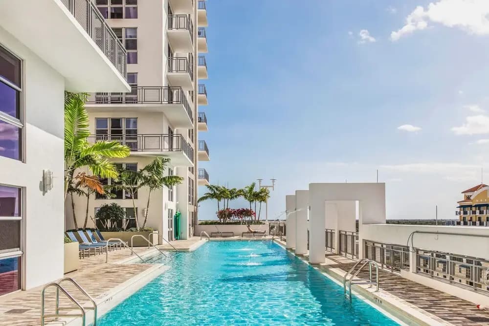 Chic Apartments in the heart of Dadeland - photo 11