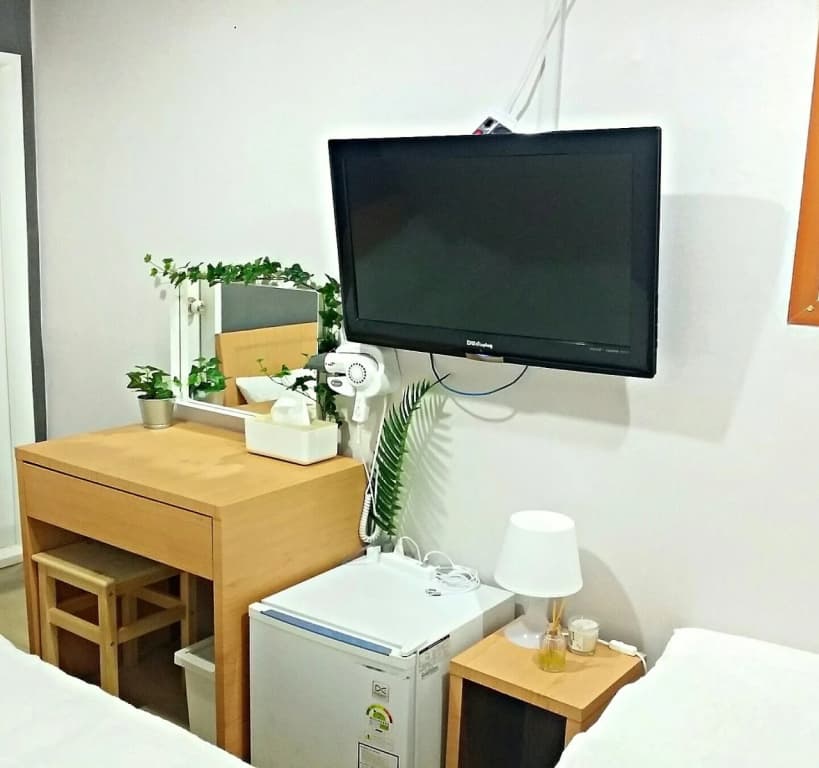 Chris Hostel - photo 3