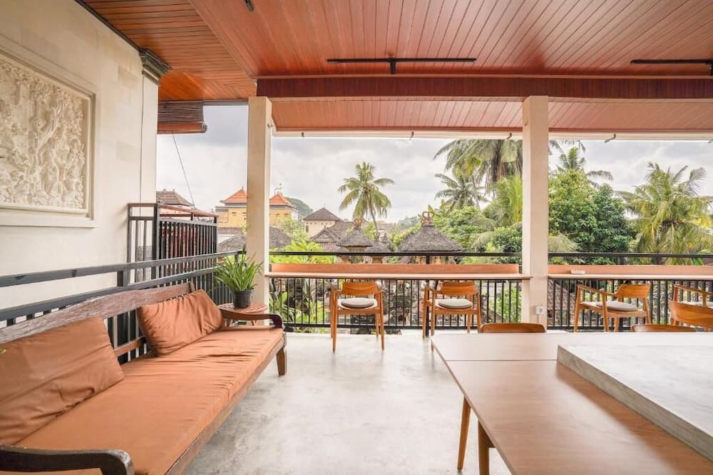 Made Arsa Homestay - photo 16
