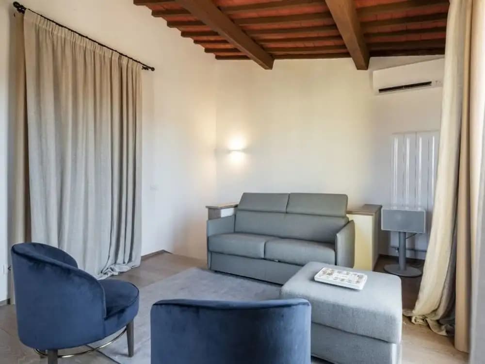 Dotflorence Apartments - photo 2