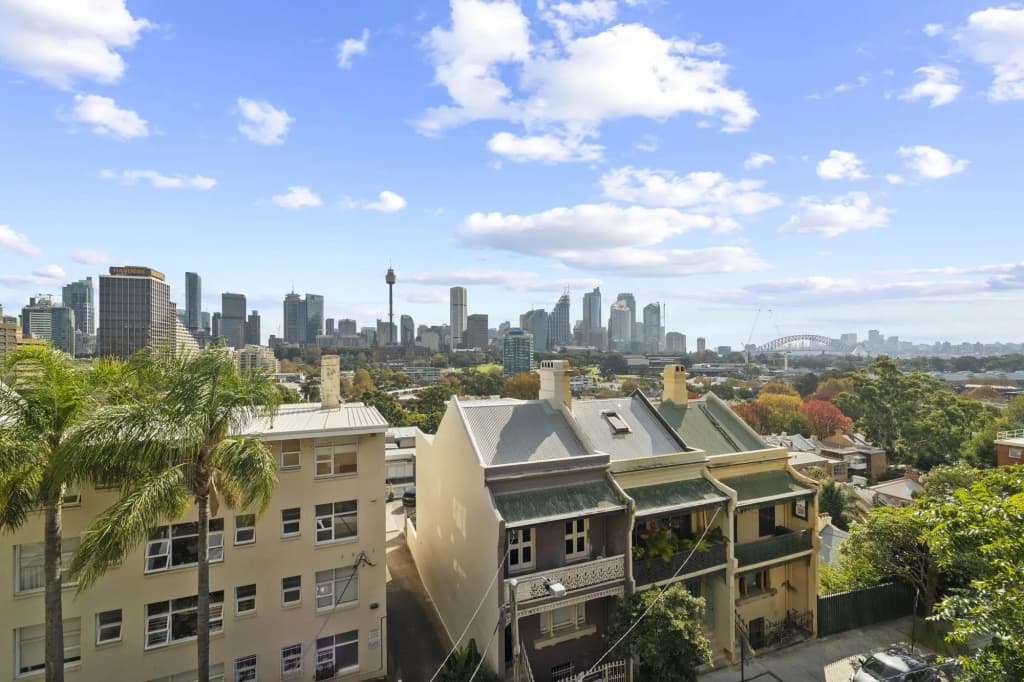 Modern Potts Point Studio - photo 11