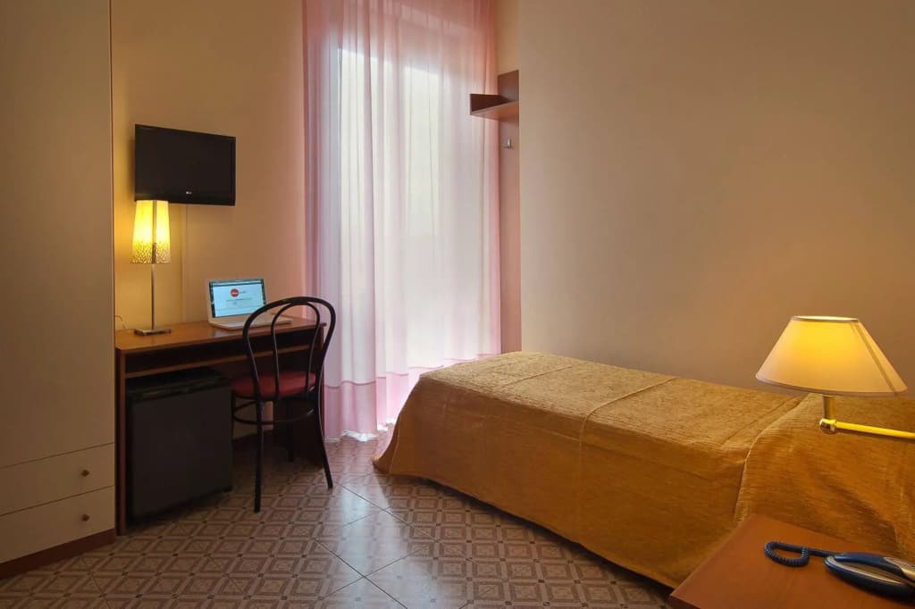 Mio Hotel - photo 4