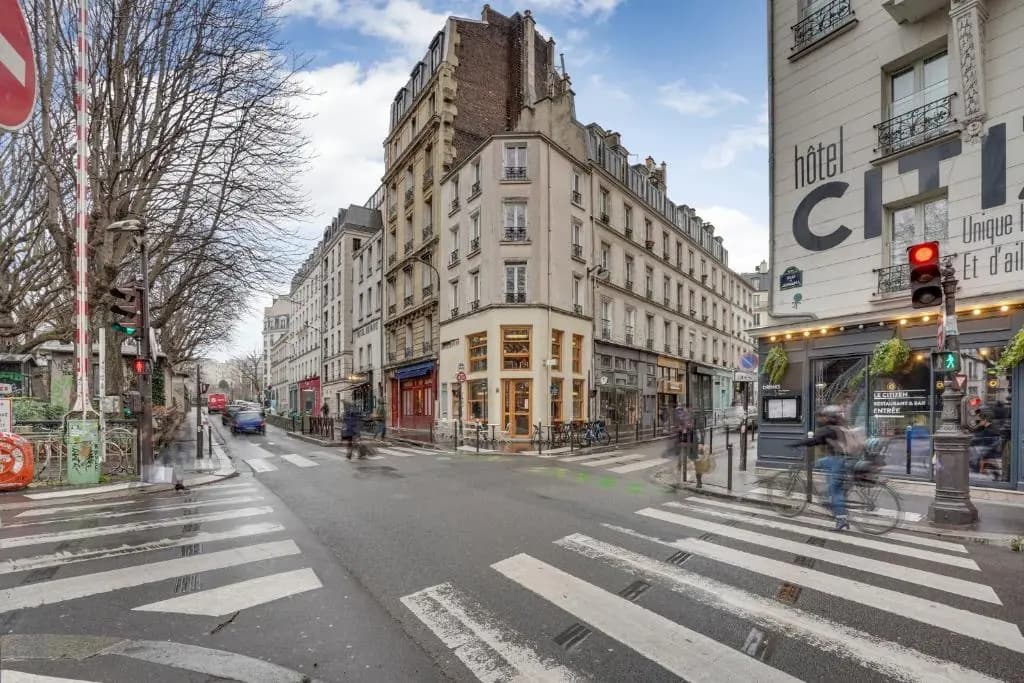 145 Suite Marc, Large Studio, Paris Center - photo 9