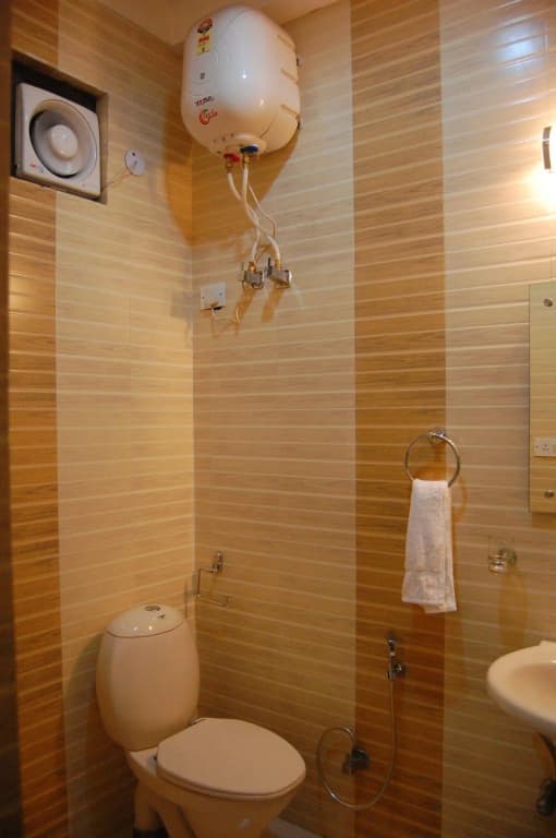 Hotel Delhi Aerocity - photo 10
