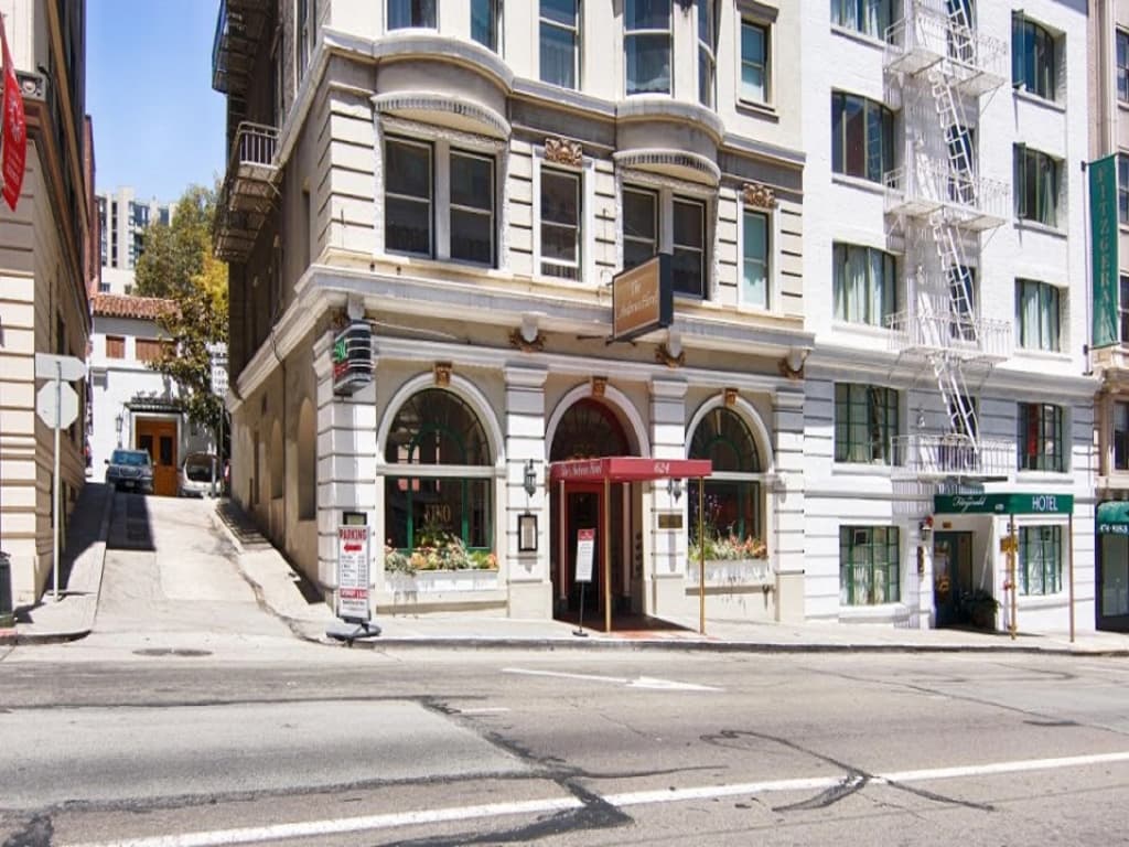 The Andrews Hotel - main photo