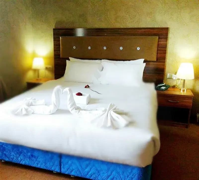 View Lake Hotel - photo 3