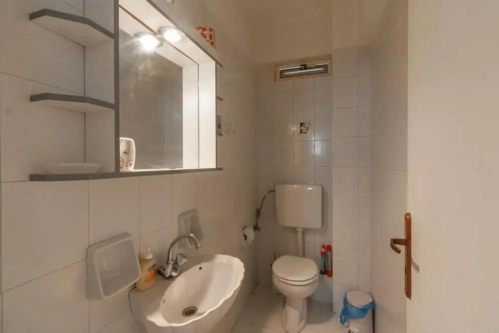 Bright And Spacious Flat, 5 Min From The Beach - photo 8