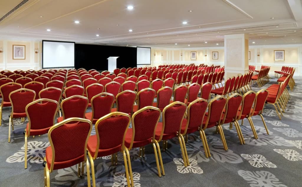 Lisbon Marriott Hotel - photo 16