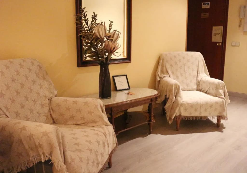 Hostal San Isidro - photo 2
