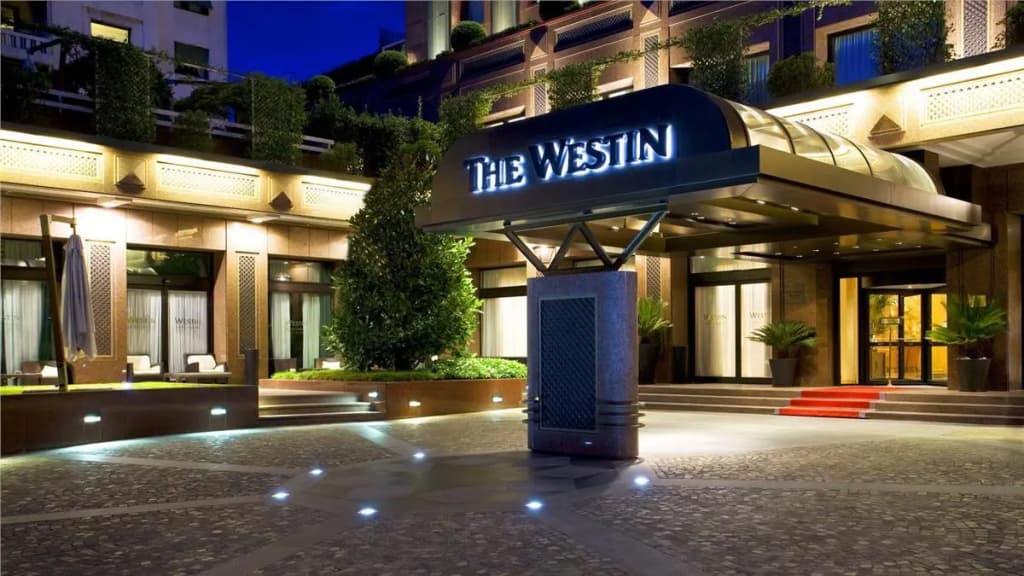The Westin Palace, Milan - photo 1