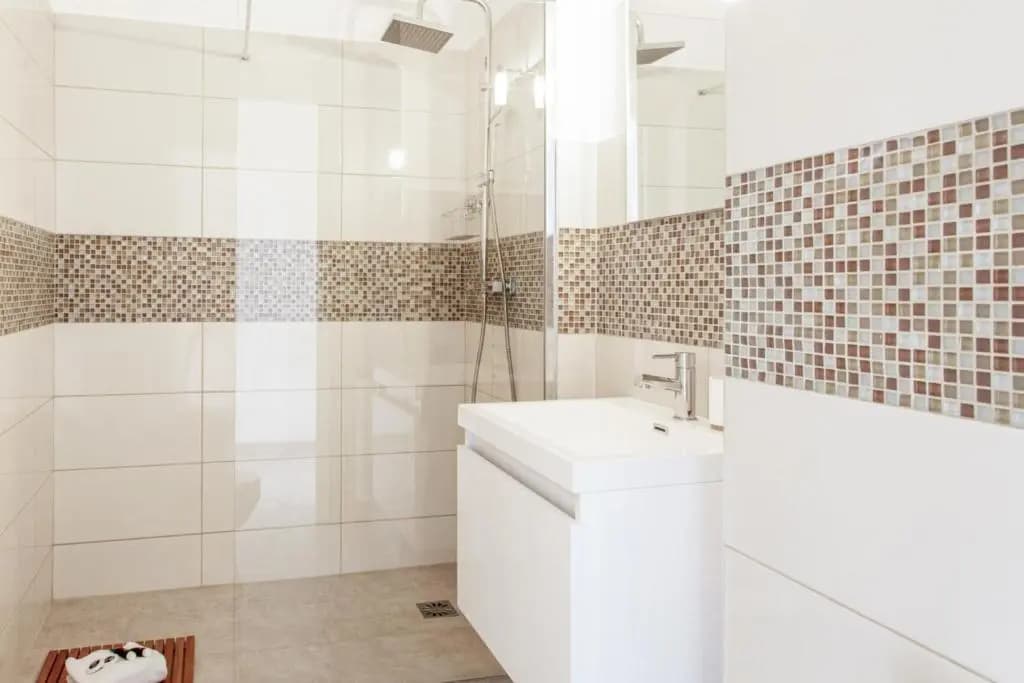 Modern and bright flat in a calm street close to Nice station - Welkeys - photo 5