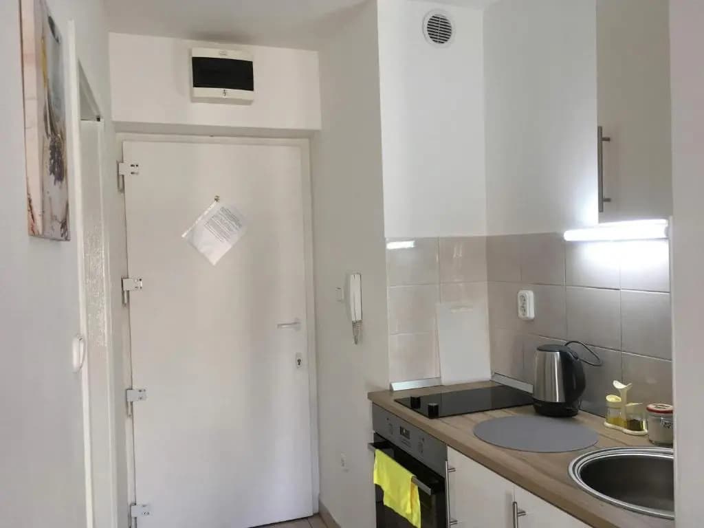 Budapest Baross Apartment - photo 2