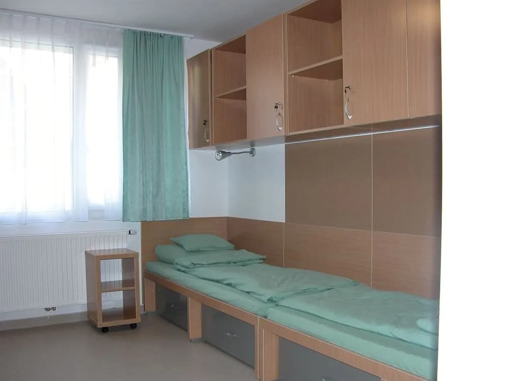 City Hostel Corvin - photo 4