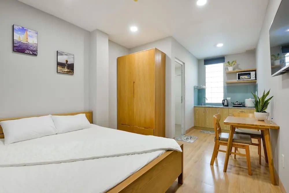 Your Home Serviced Apartment - photo 5