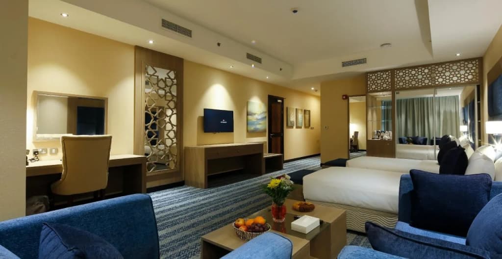 The Castle Premium Hotel - photo 2