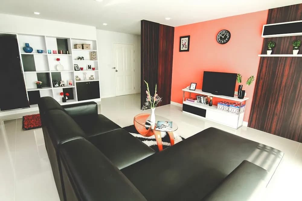 PP Plus Mansion - main photo