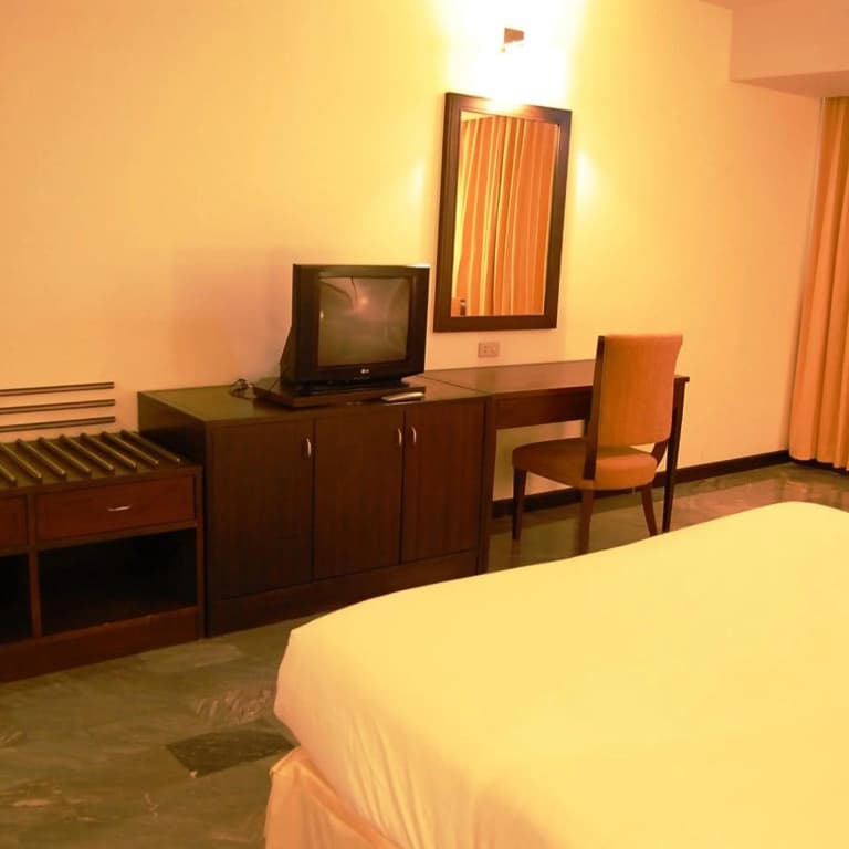 Royal Lanna Hotel - photo 28