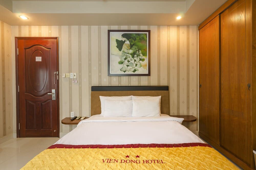 South Saigon Hotel - photo 2