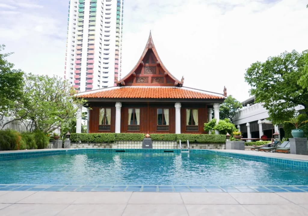 Indra Regent Hotel - photo 16