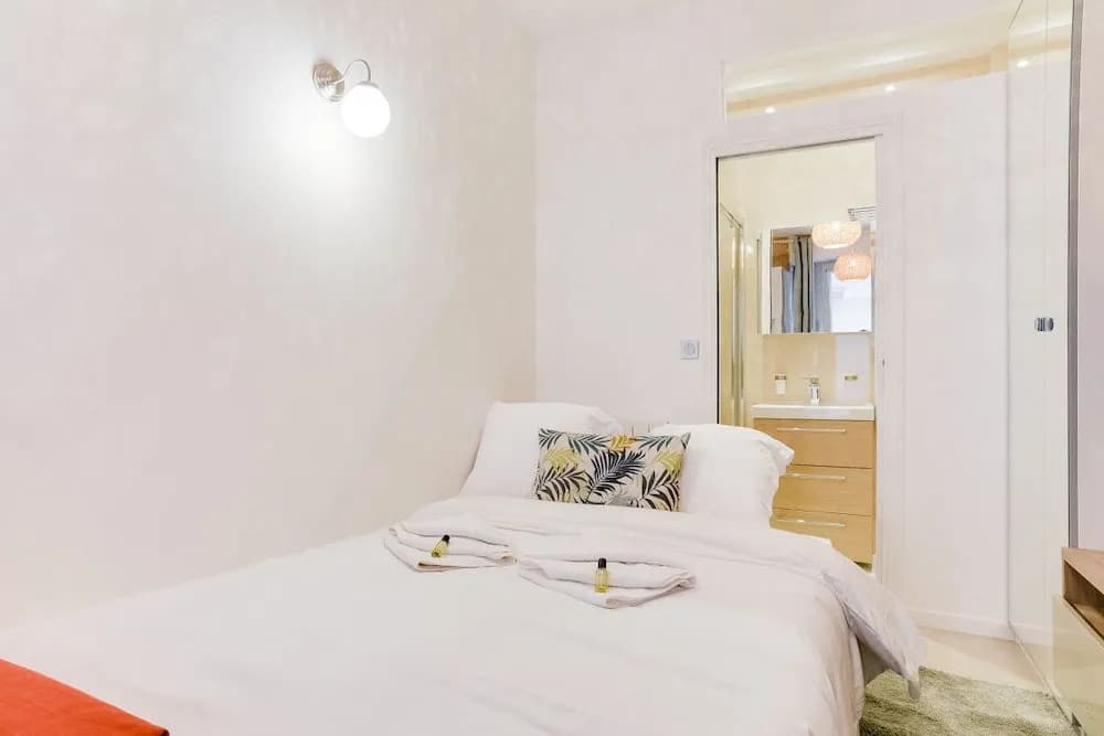 Lovely Studio Near Le Moulin Rouge And Montmartre - photo 3