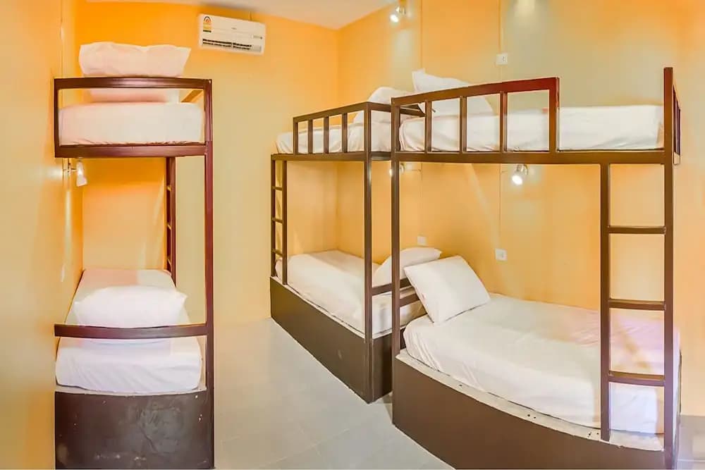Bubu Lanta Hostel - photo 5