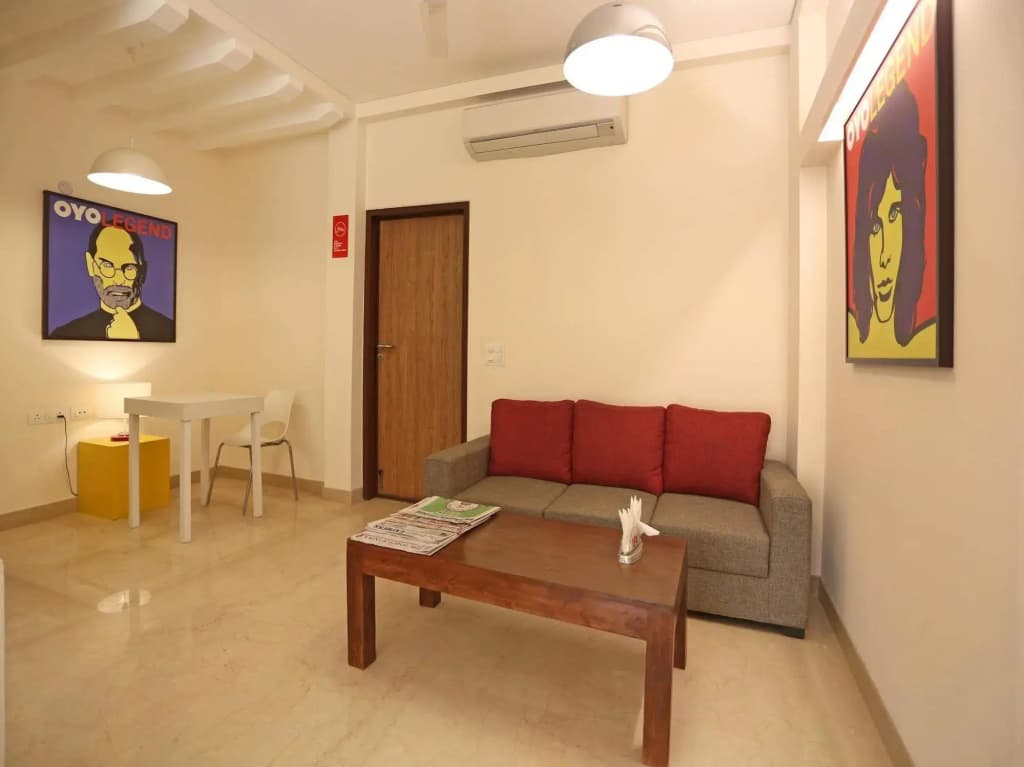 OYO Flagship 494 East of Kailash - photo 12