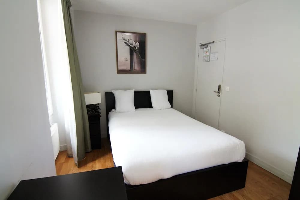 Hotel Le Cantal - photo 4