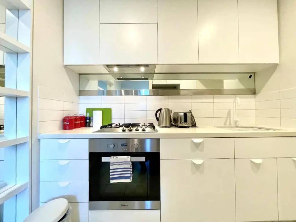 Readyset Apartments at Vision - photo 11
