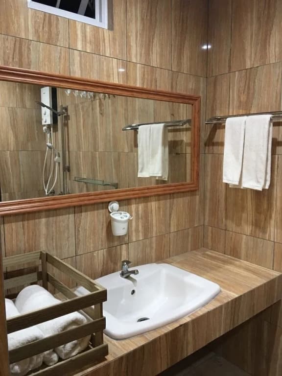 Five Coral Inn - photo 7