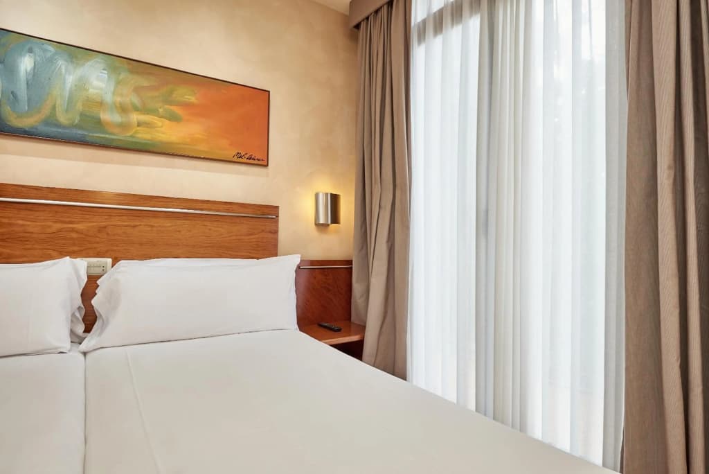 Hotel Garbi Millenni - photo 34