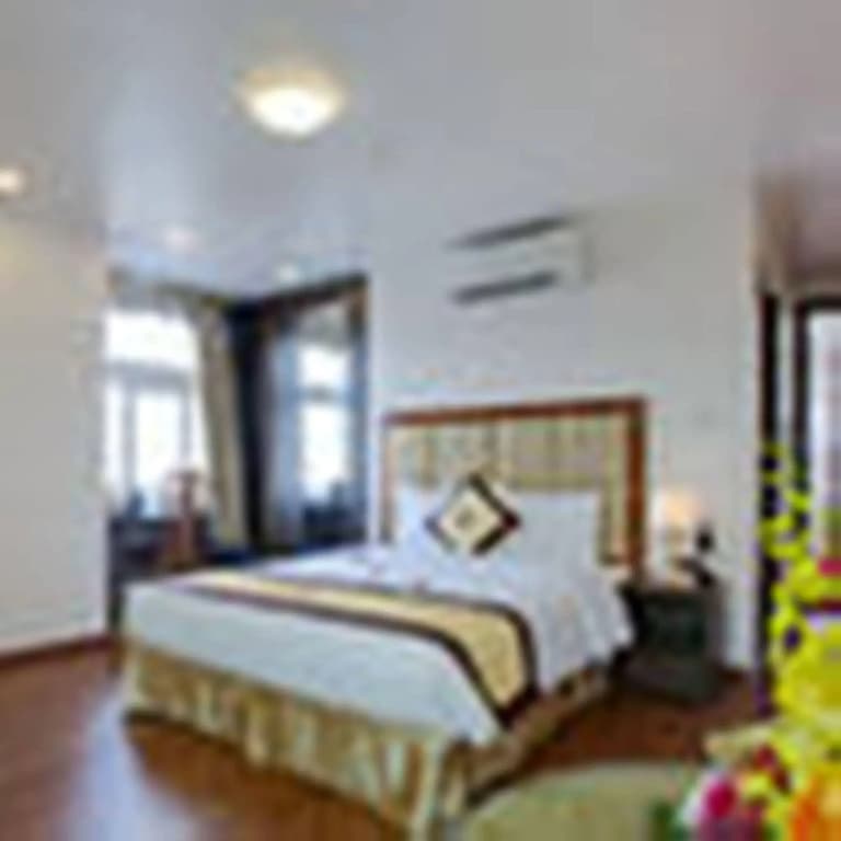 Van Mieu 2 Hotel - photo 3