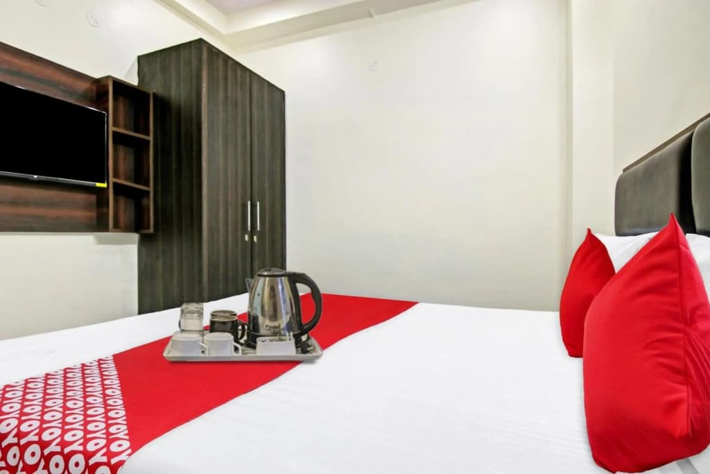 OYO Flagship 70255 Star Light Inn - photo 5