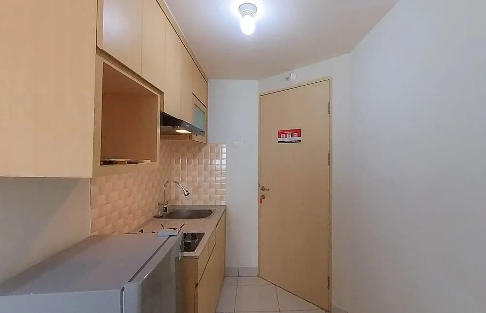 Nice And Comfy Studio At Amethyst Apartment - main photo