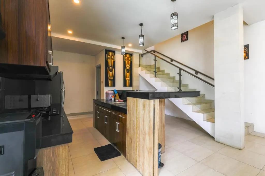 Puri Bagus Villa Legian Kuta - photo 12